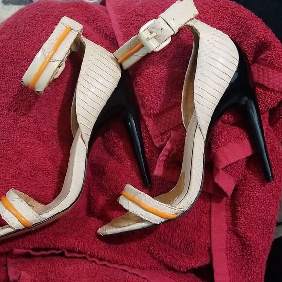 L.A.M.B. Beige and Orange Heels - Picture 14 of 16